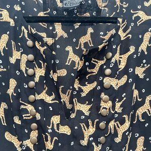 Cute animal print top, size Large